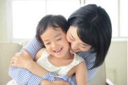 子育てのお悩み　解決！【ものすごく甘えん坊で、抱っこをせがみます】